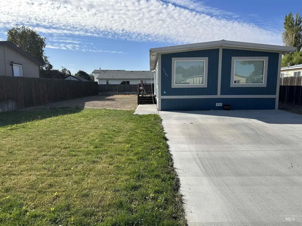 1705 Windmere