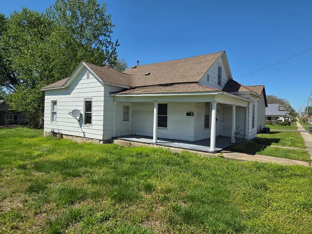 214 Cherry St