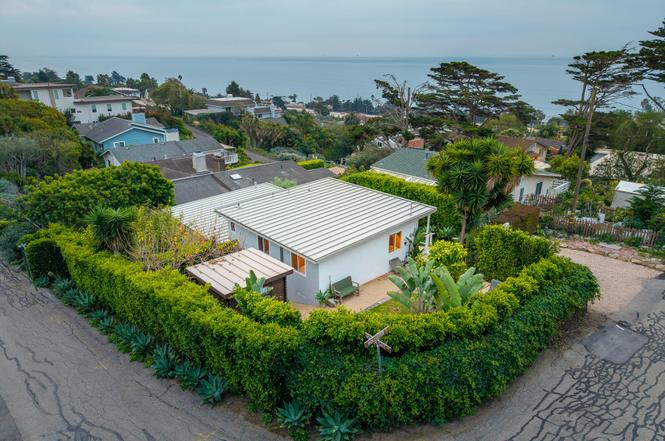 2305 Golden Gate Ave