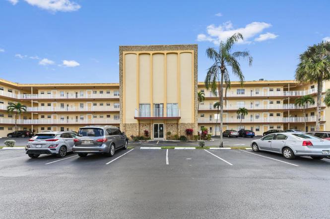 3940 NW 42nd Ave #116