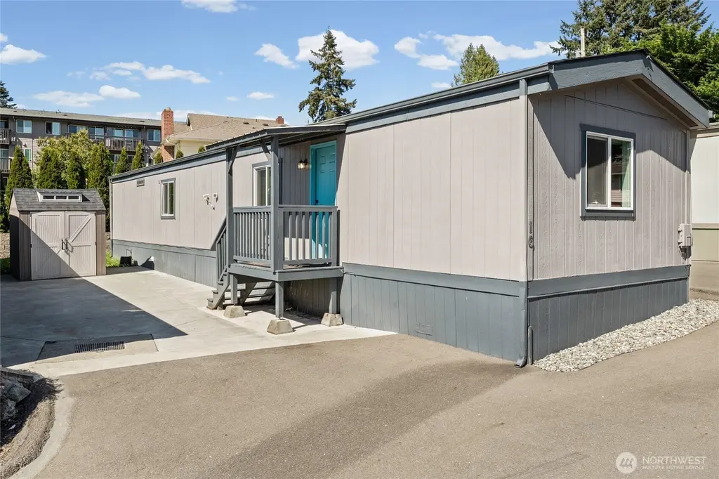 314 Ave J #16