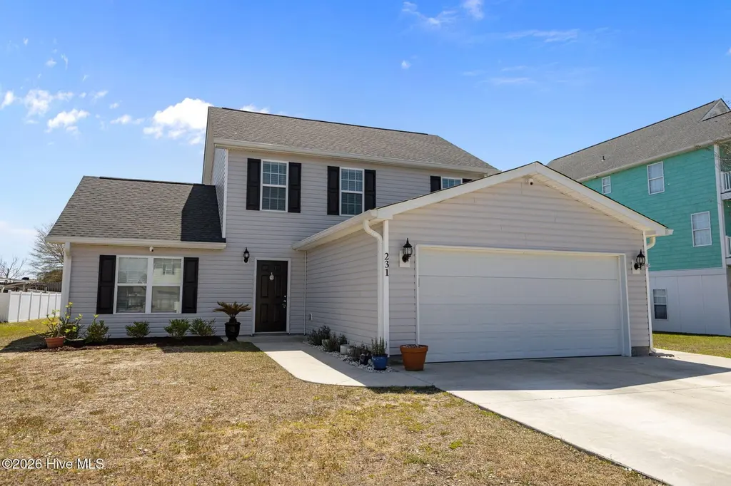 231 Hickory Shores Dr
