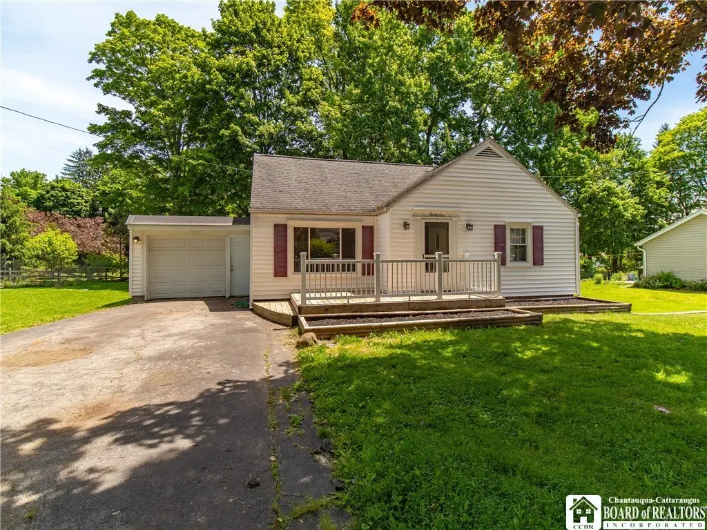 31 Marvin Ave