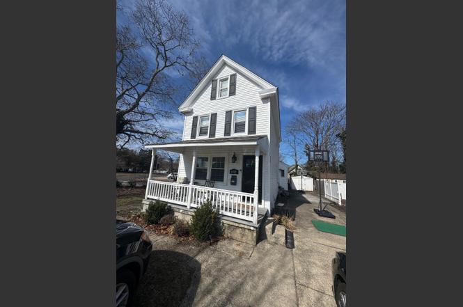 1205 Zion Rd