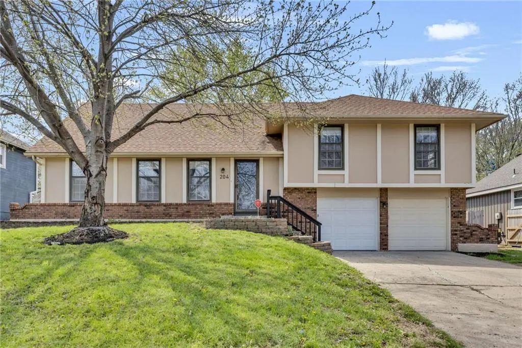 204 SE Gingerbread Ln