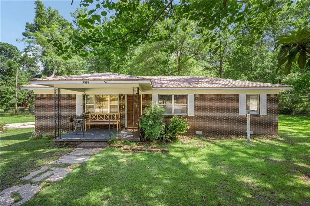 4565 Tucker Dr