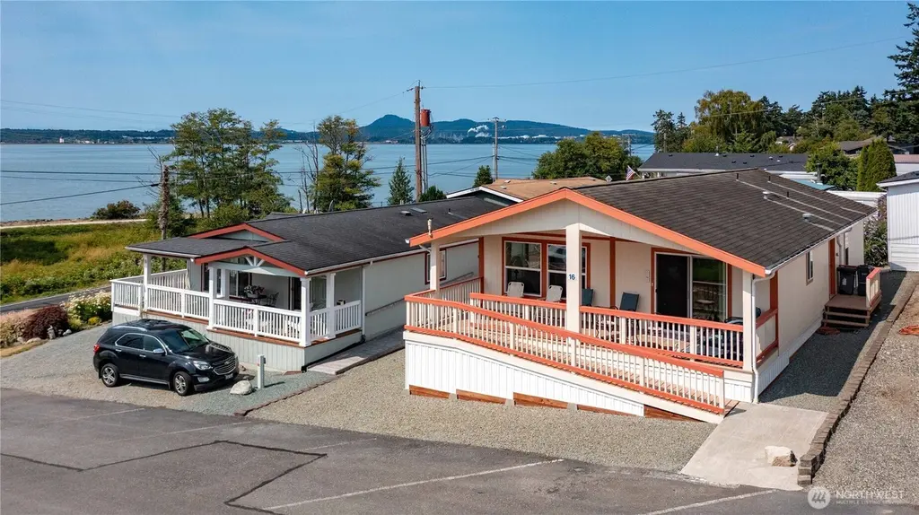 11453 Bayview Edison Rd #16