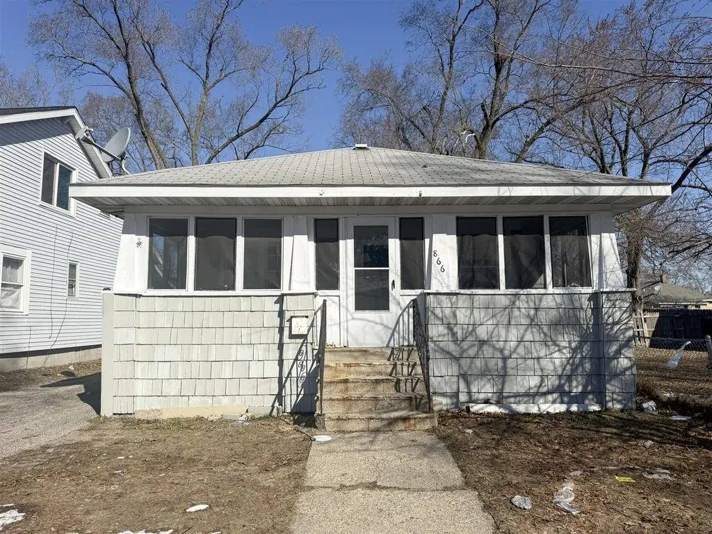 866 Fleming Ave