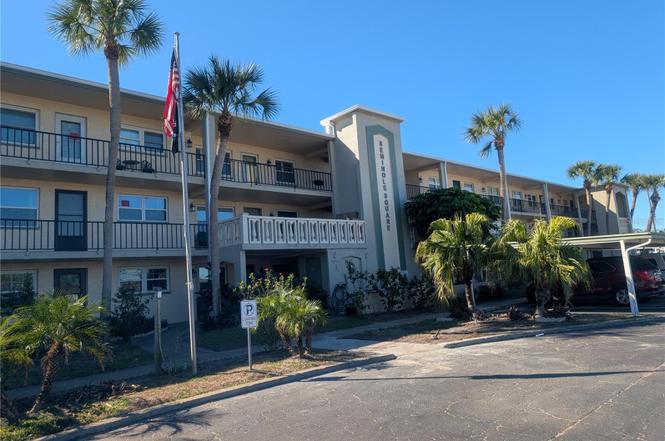 11620 Park Blvd #209