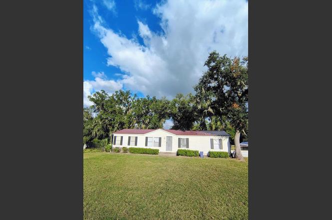 101 SE 298th St