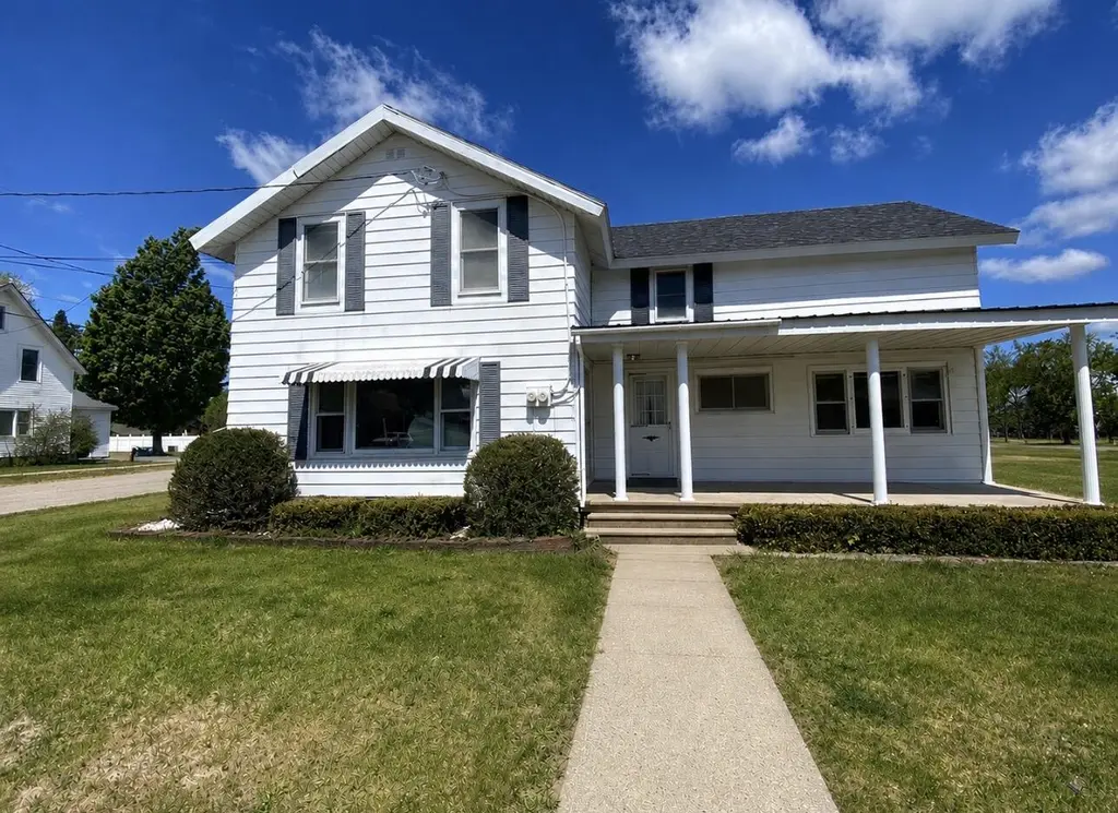15 Grove Street St