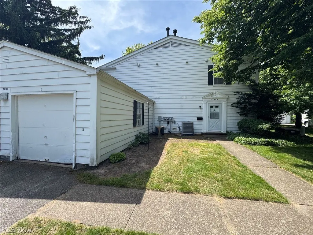 7294 Foxmill Rd Unit 19D