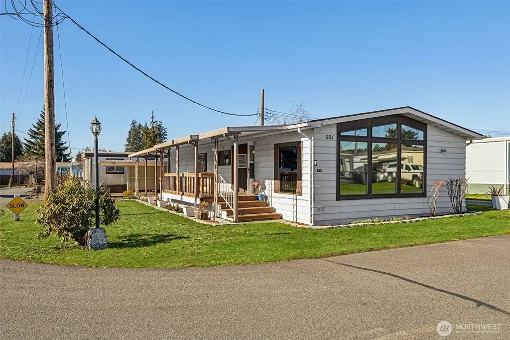 1313 Harrison Ave #221