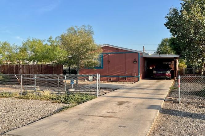 2194 E Lone Star Dr