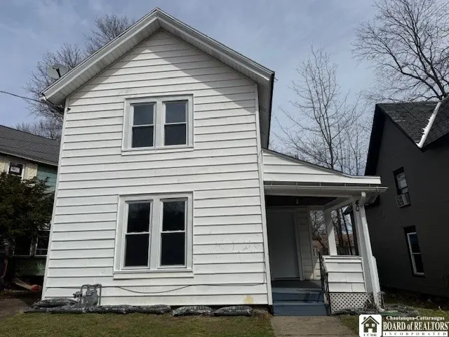 40 Bowen St
