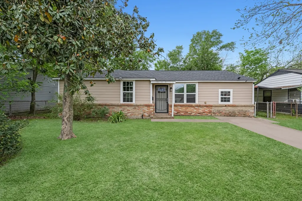 9410 Rosehaven Dr