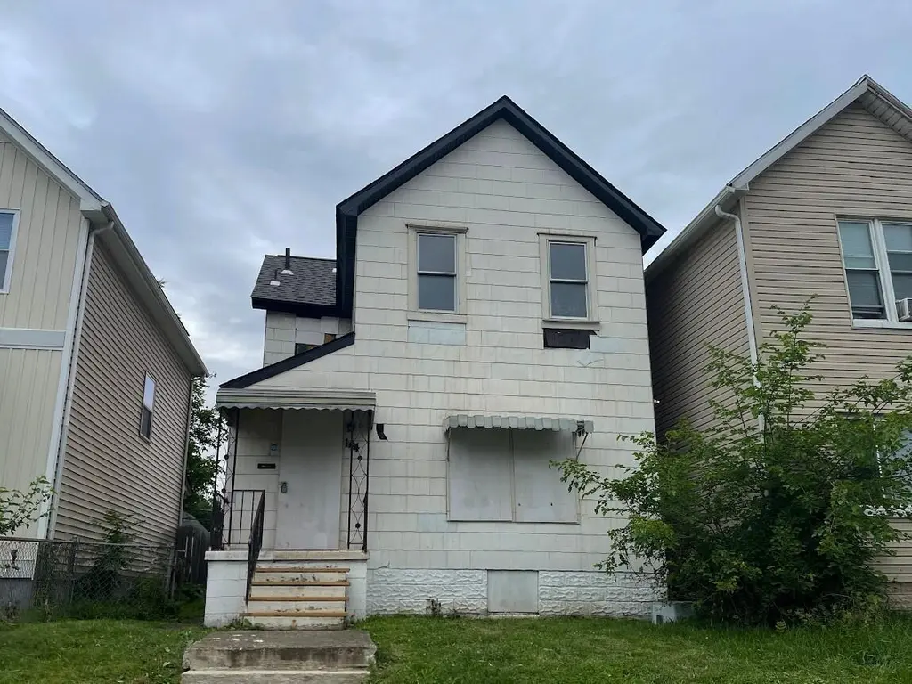 144 S Princeton Ave