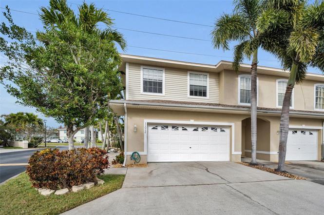 11012 63rd Ave