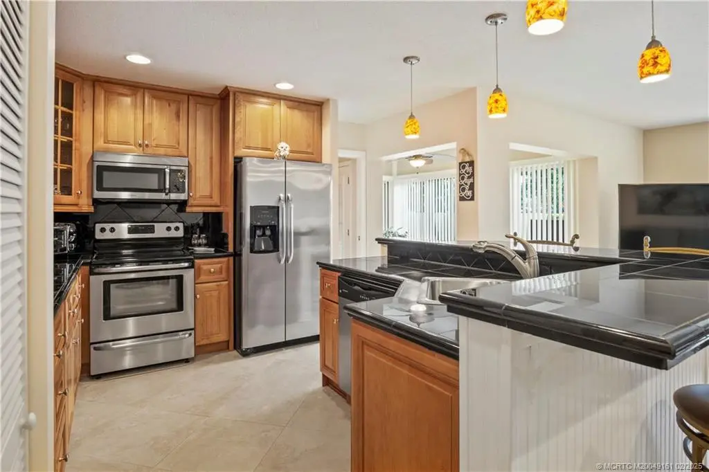 1800 SE Saint Lucie Blvd Unit 9-105