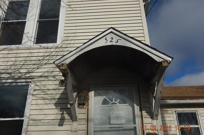 525 E Marion St