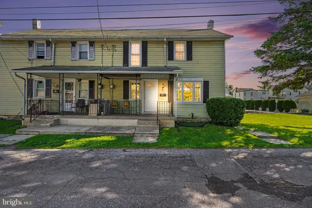120 Lusk Ave