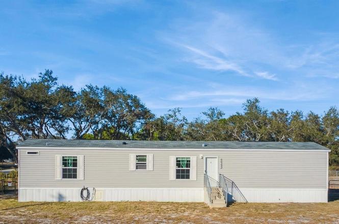 3001 Holiday Beach Dr