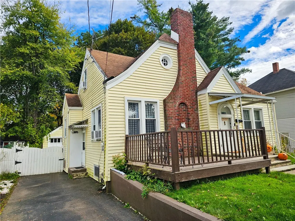 112 Glen Ave
