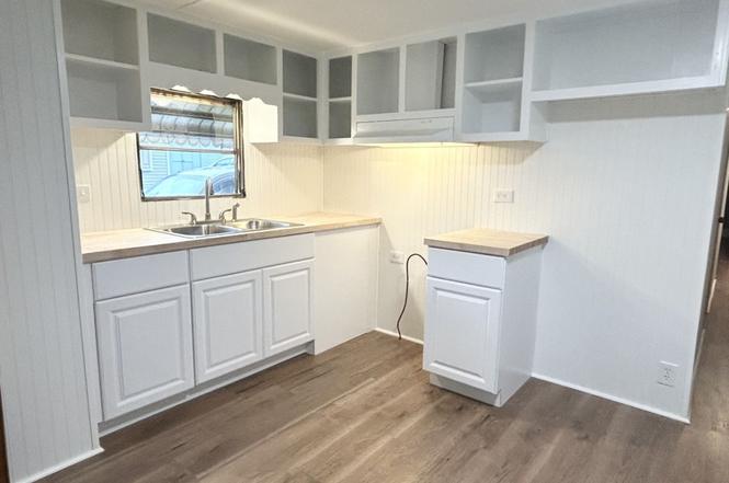133 W Main St Unit A7