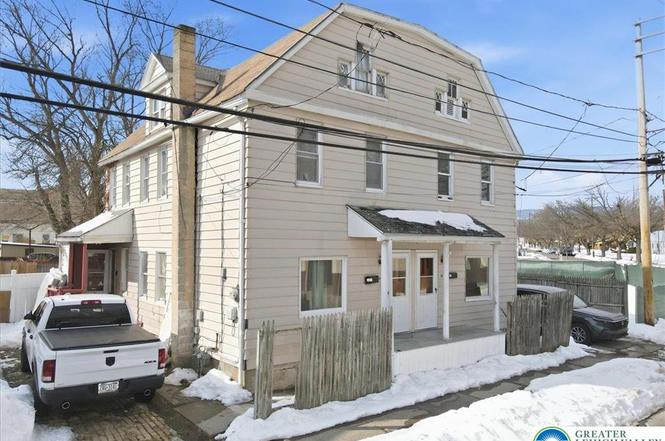 10 Beekman St