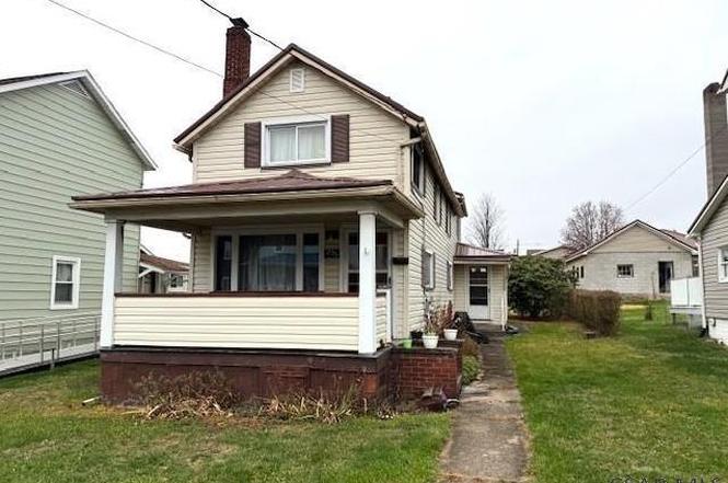 205 9th St