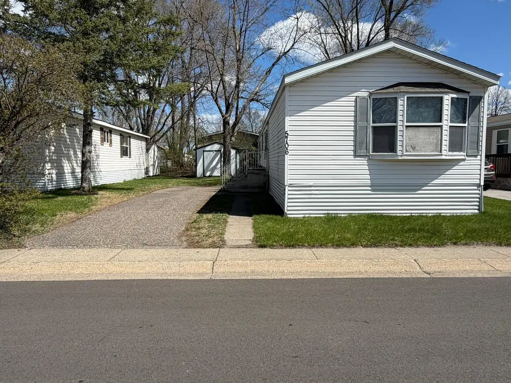 5706 Cabot Dr