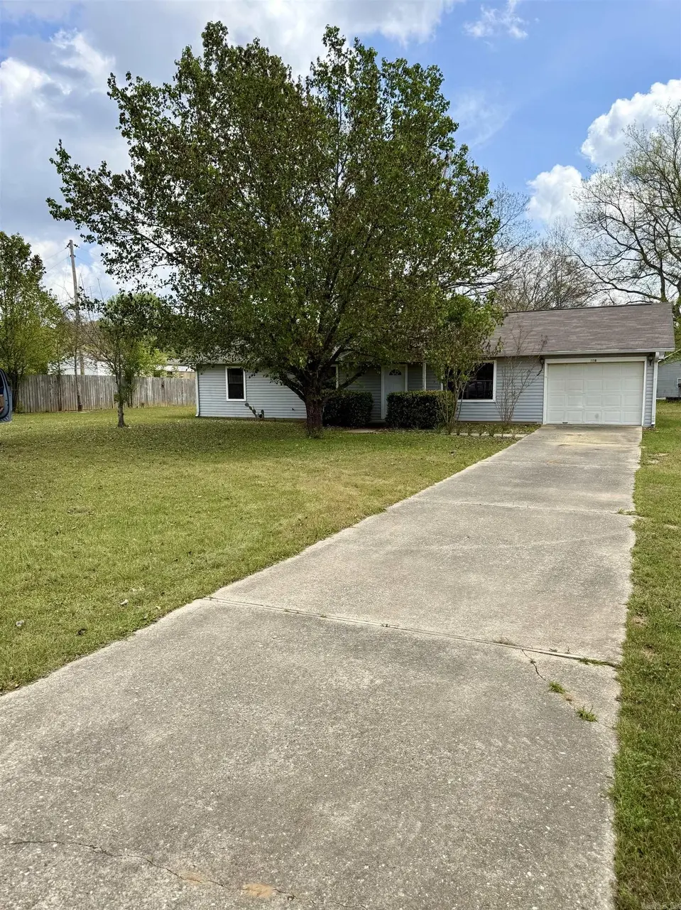 228 Frost Rd