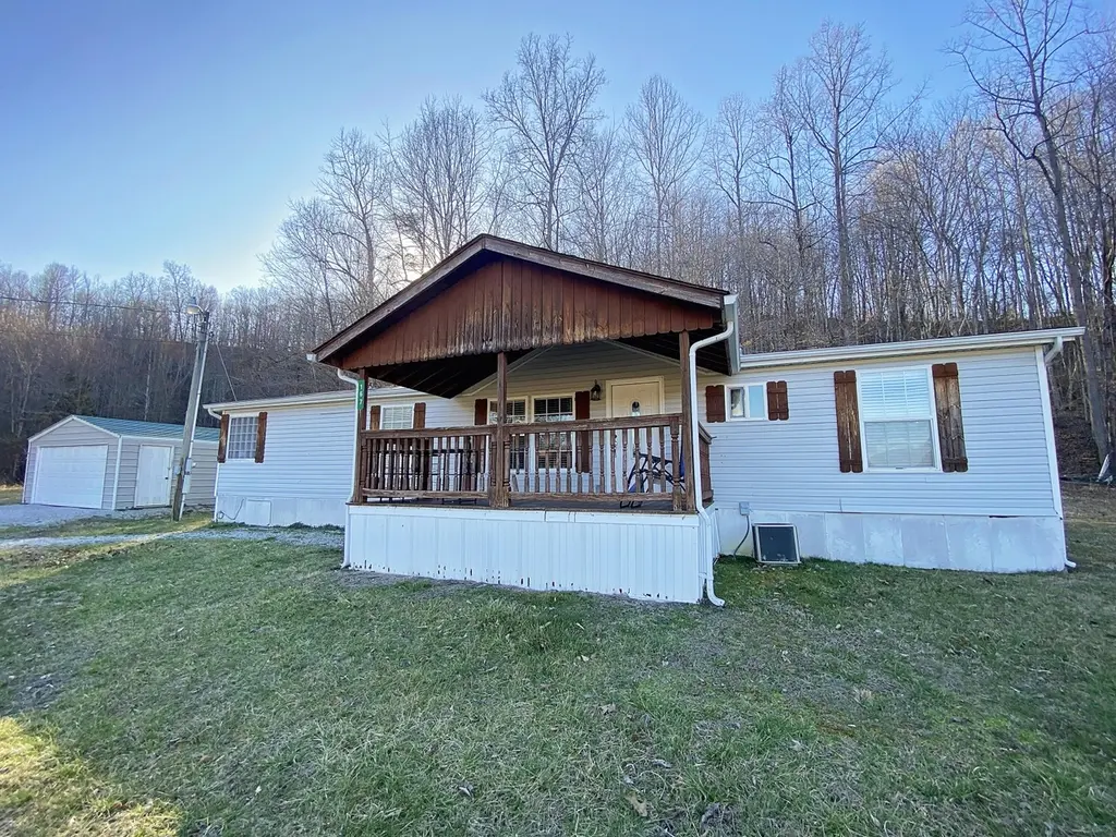 167 Collier Rd