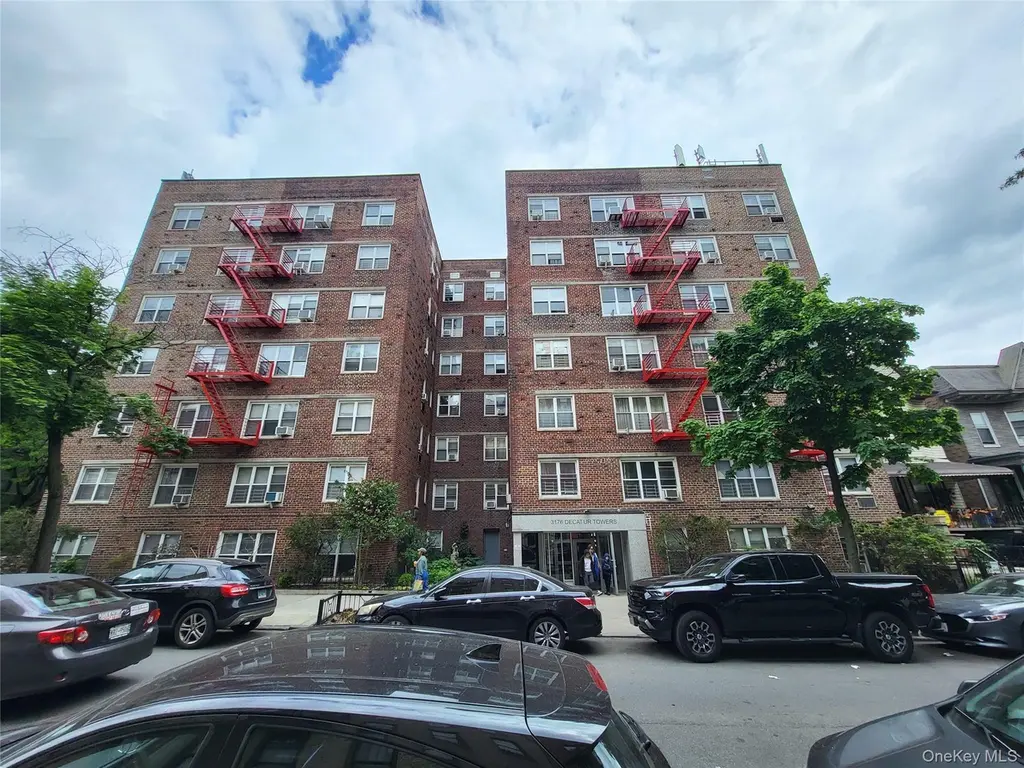 3176 Decatur Ave Unit 6H