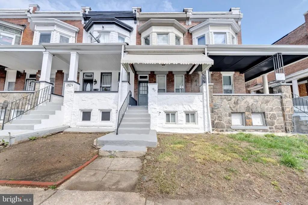 2822 Riggs Ave