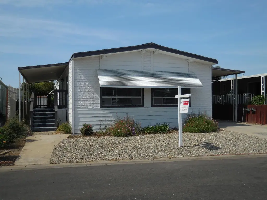 221 W Herndon Ave #181