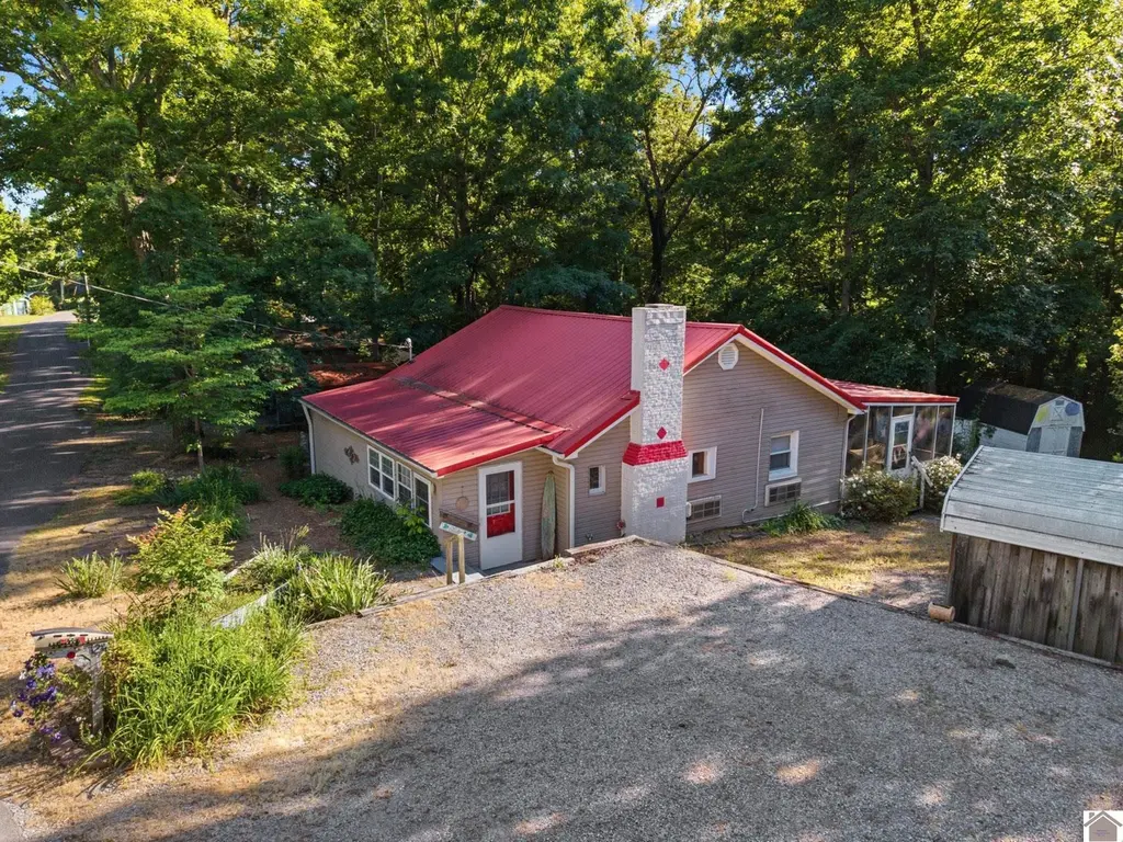 124 Sage Ln