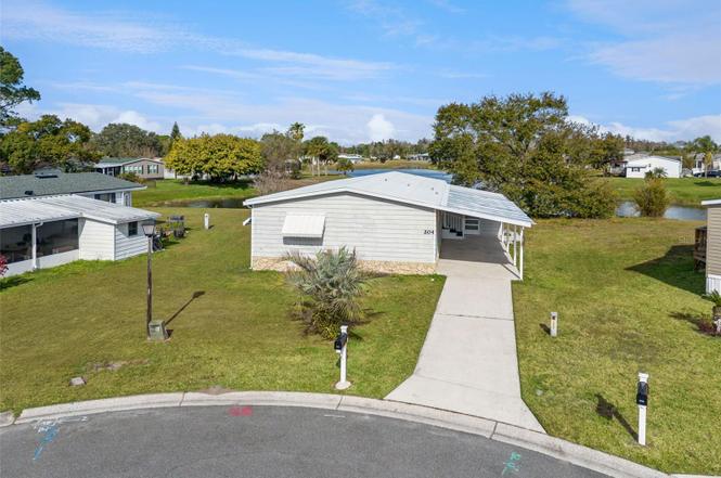 204 Bay Ct