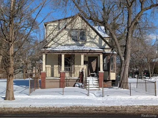 1514 Van Dyke St
