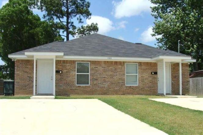 1105 Sage Dr