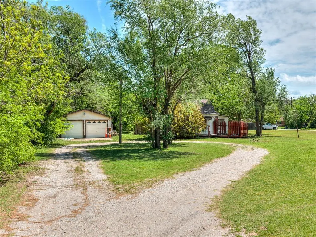 816 S Sooner Rd