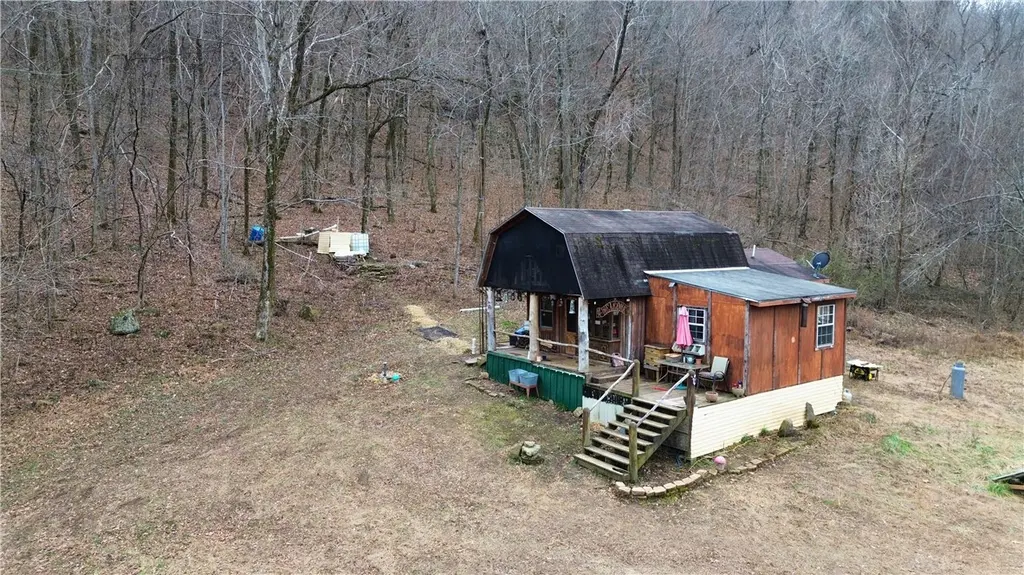 148 Fate Ln