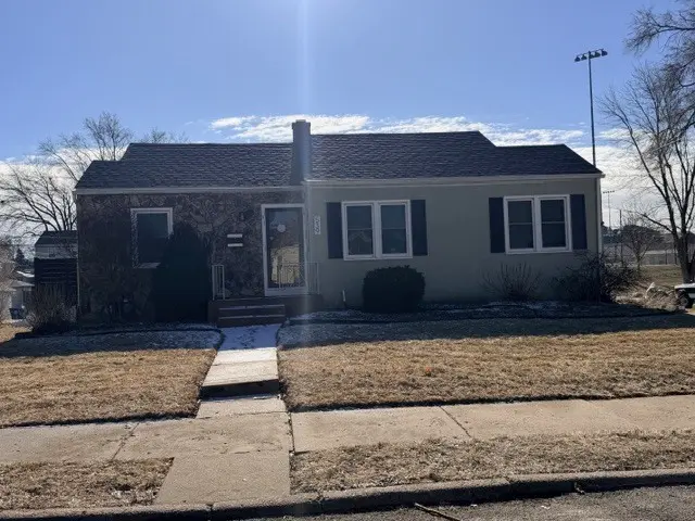 539 W 29th Sts