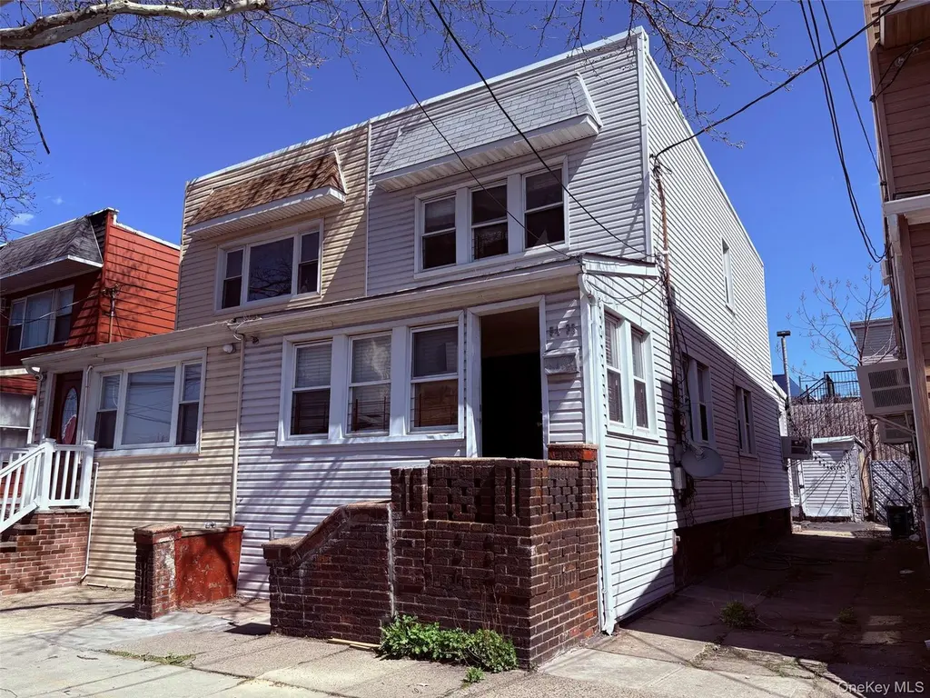54-33 44th St