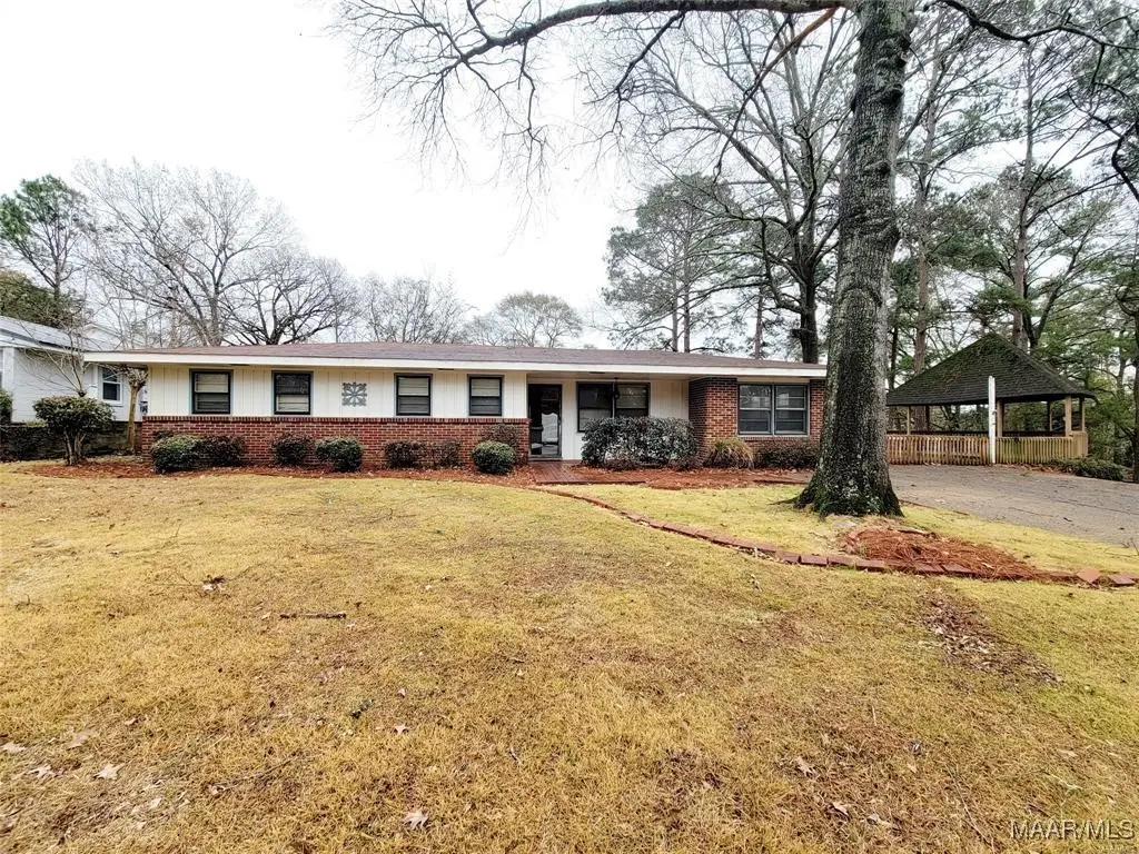 437 Holland Dr