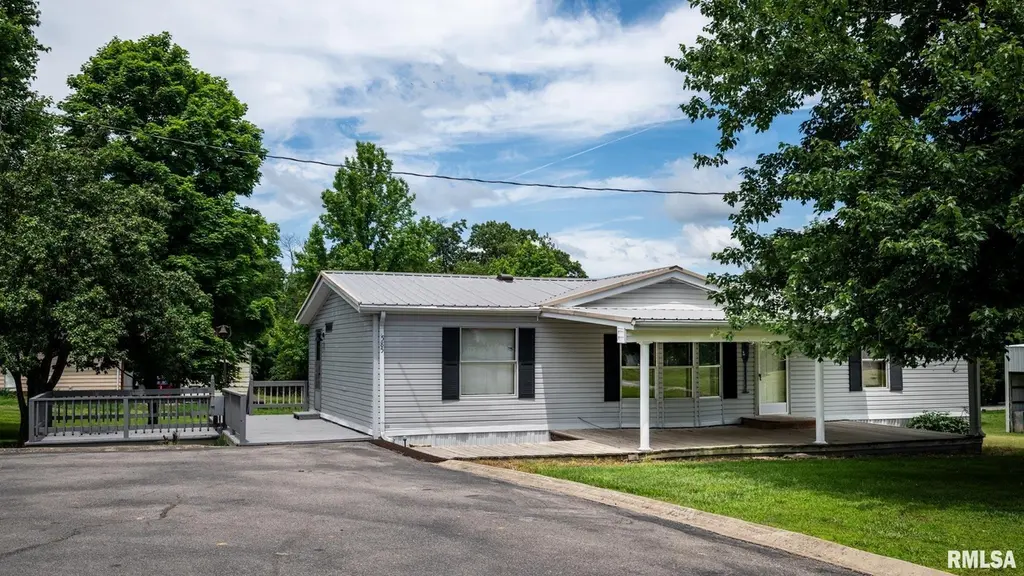 585 Timberwolf Dr