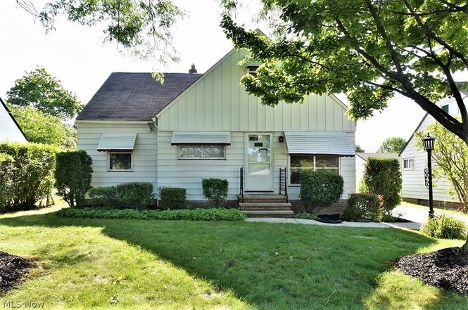 6045 Dunham Rd