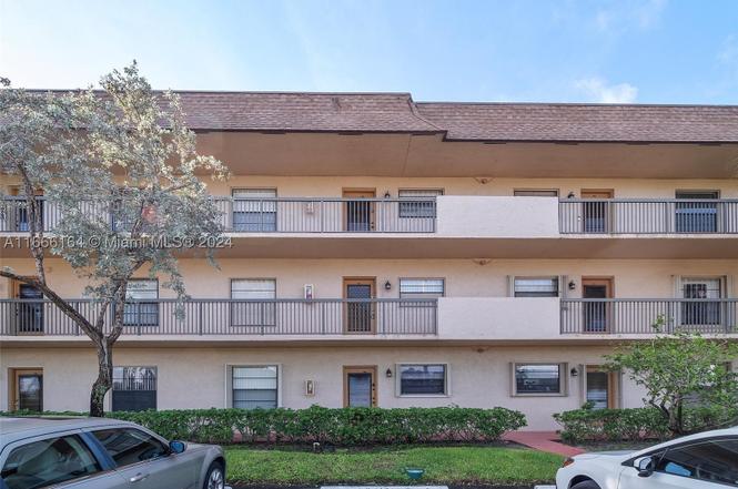 6090 N Sabal Palm Blvd #204