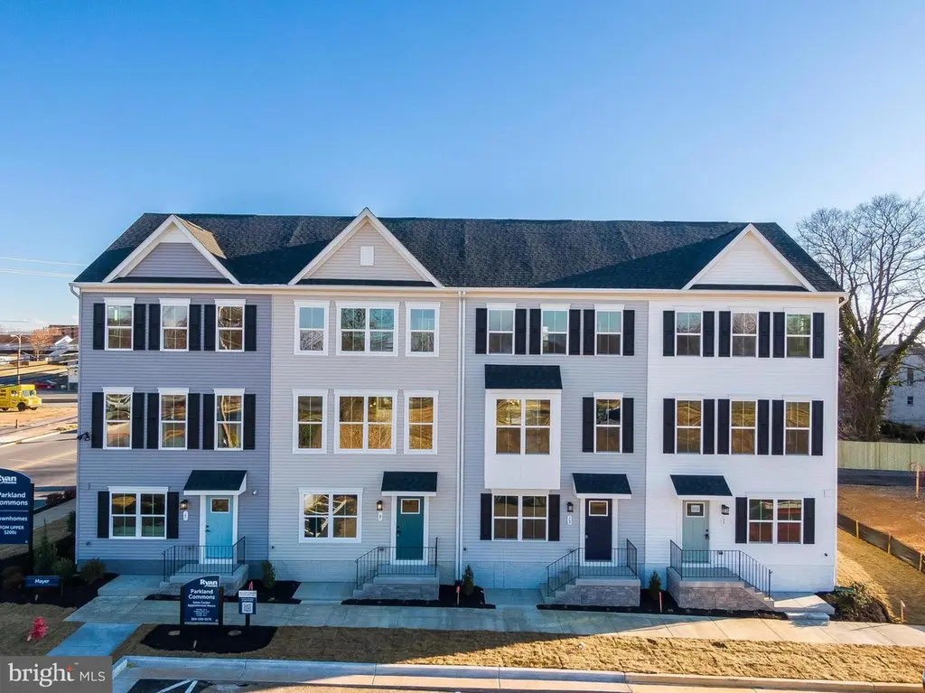 1115 Mystic Dr