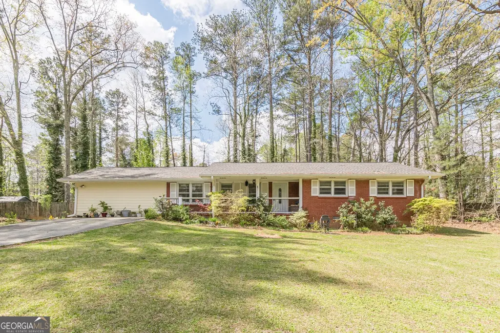 3985 Stonewall Tell Rd
